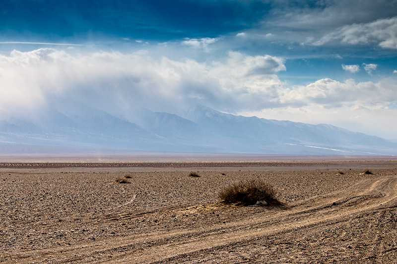 ikh bogd mountain mongolia